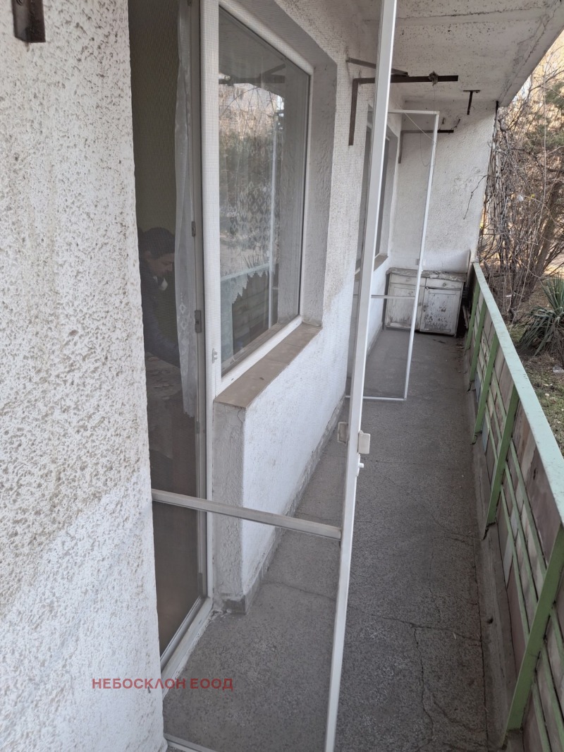 Продава 2-СТАЕН, гр. София, Толстой