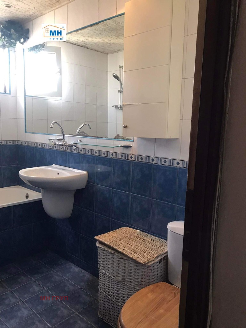 De vânzare  3 dormitoare Sofia , Țentâr , 105 mp | 45168715 - imagine [16]