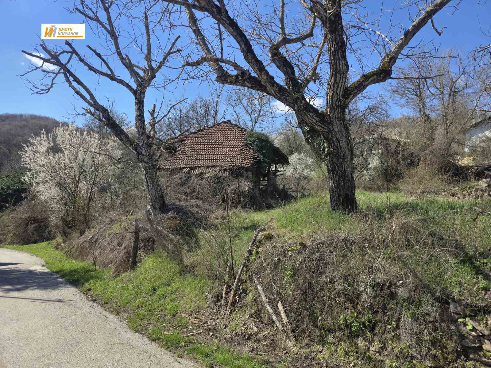 Продава КЪЩА, с. Войнежа, област Велико Търново, снимка 2 - Къщи - 54105788