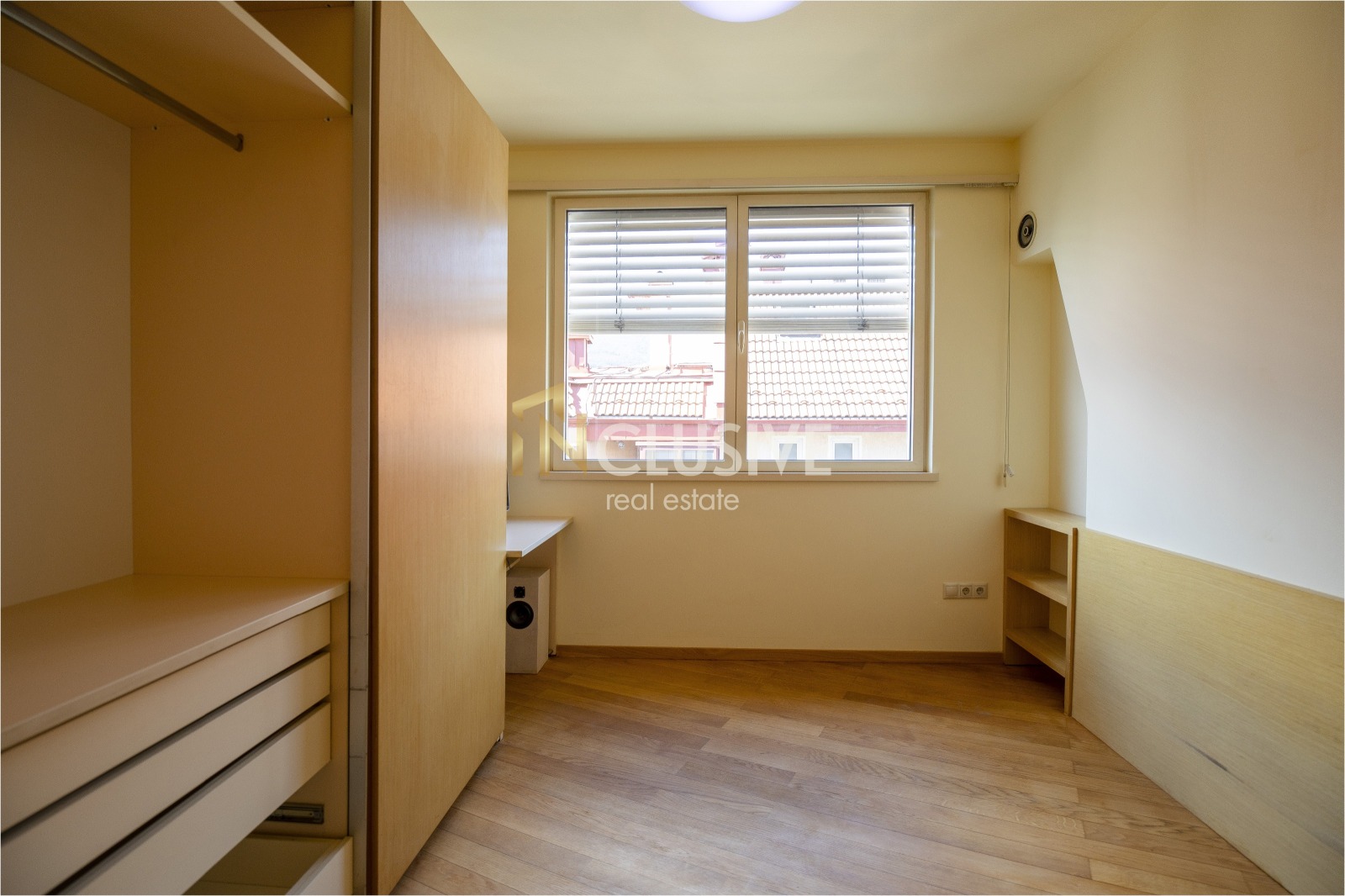 Продава МНОГОСТАЕН, гр. София, Борово, снимка 6 - Апартаменти - 56018198