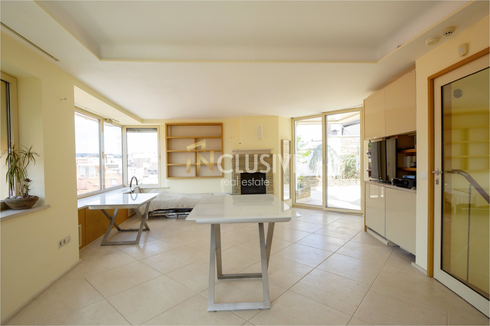 Продава МНОГОСТАЕН, гр. София, Борово, снимка 11 - Апартаменти - 56018198