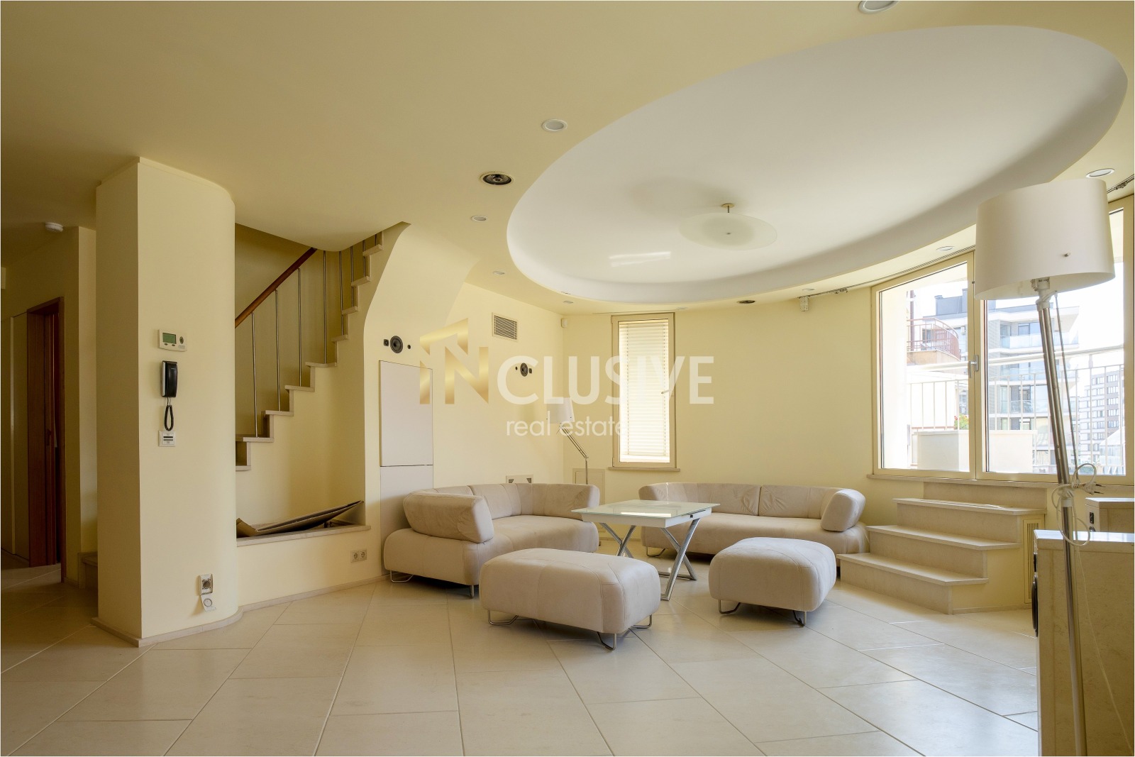 Продава МНОГОСТАЕН, гр. София, Борово, снимка 3 - Апартаменти - 56018198