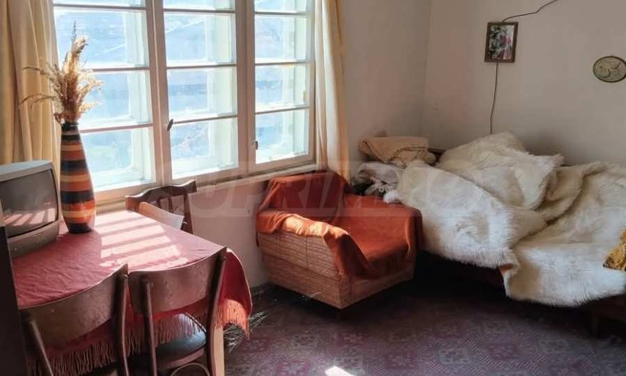 Продава КЪЩА, гр. Павликени, област Велико Търново, снимка 9 - Къщи - 53785347