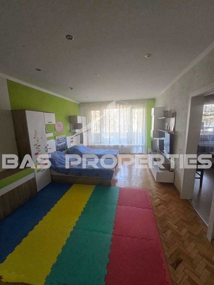 ������� 3-����� | Imot.bg � ����������� 8