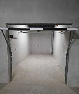 ГАРАЖ, ПАРКОМЯСТО, 17 m2