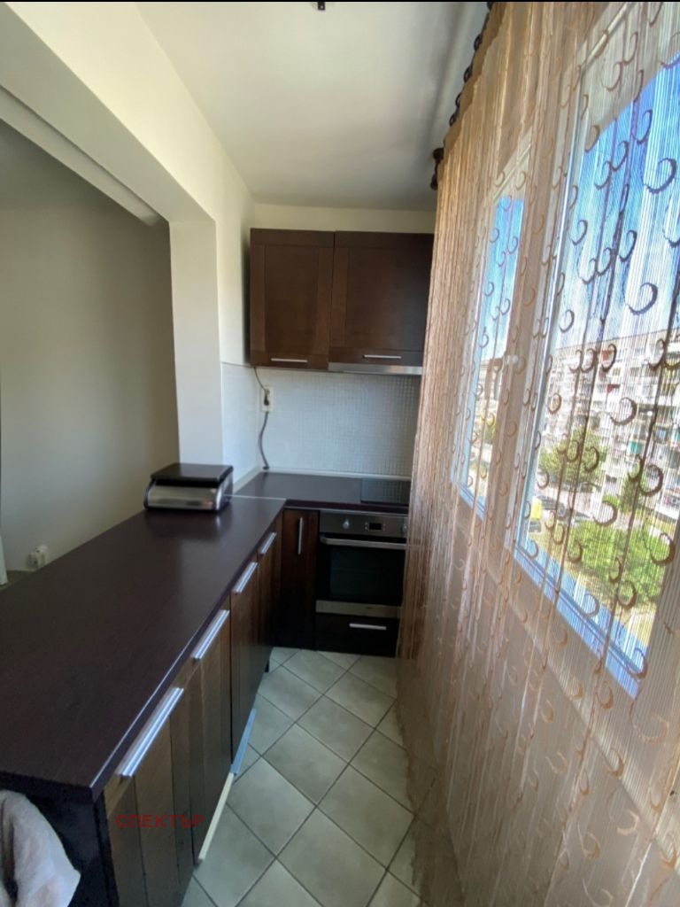 Продава 3-СТАЕН, гр. Перник, Изток, снимка 5 - Апартаменти - 53602426