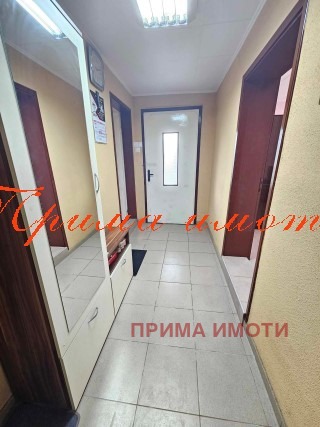 Продава КЪЩА, с. Близнаци, област Варна, снимка 4 - Къщи - 46287413
