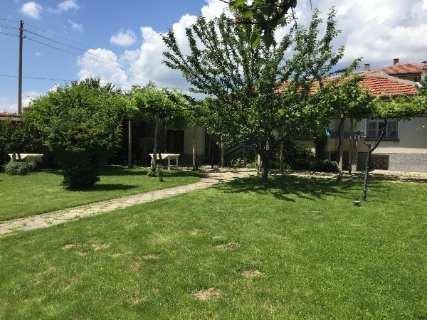 Продава  Къща, област Пловдив, гр. Хисаря • 73 000 EUR • ID 10797560 — holmes.bg - [1] 