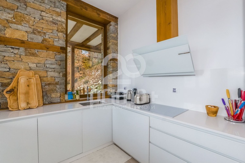 Продава КЪЩА, с. Лещен, област Благоевград, снимка 4 - Къщи - 53111254