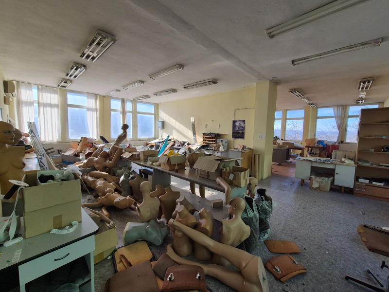 Te koop  Industrie gebouw Veliko Tarnovo , Promisjlena zona - Zapad , 732 m² | 92601771 - afbeelding [14]