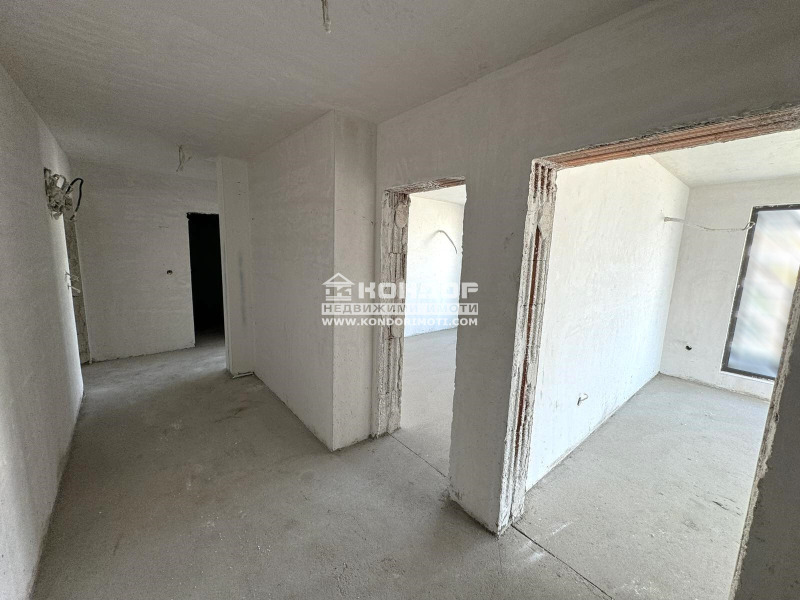 De vânzare  1 dormitor Plovdiv , Țentâr , 157 mp | 47462599 - imagine [5]