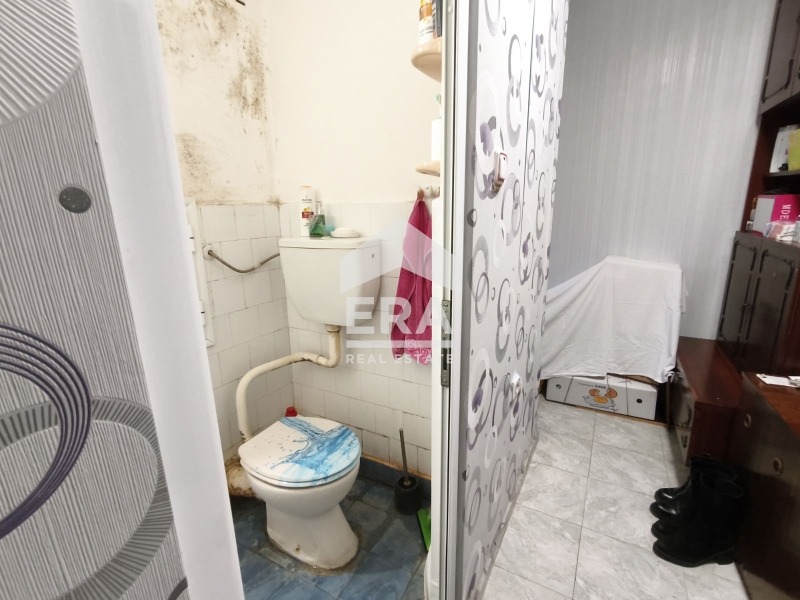 Продава 2-СТАЕН, гр. Ямбол, Граф Игнатиев, снимка 7 - Апартаменти - 53324775