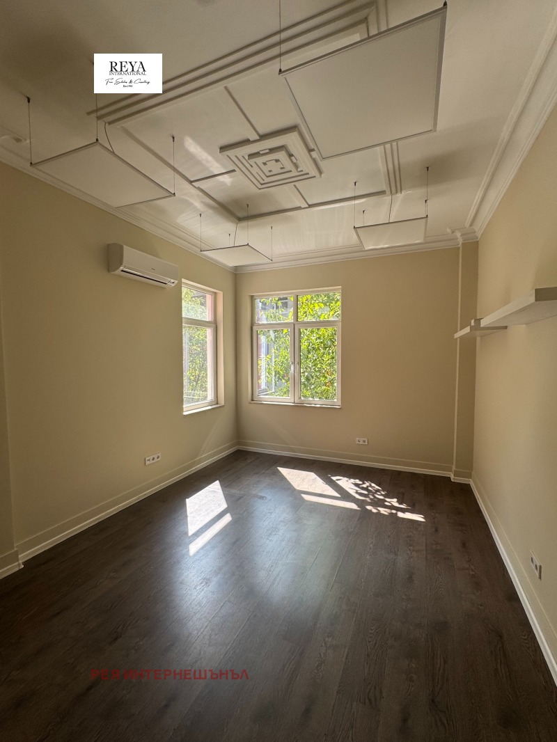Na prodej  2 ložnice Sofia , Centar , 90 m2 | 95055673 - obraz [2]
