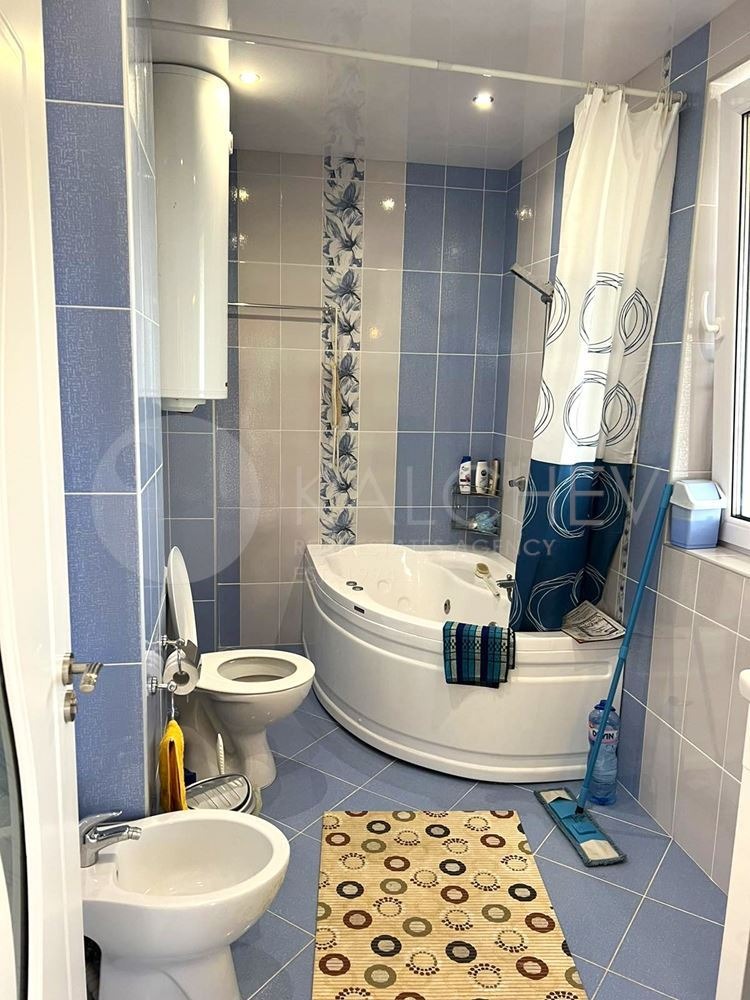 Продава КЪЩА, с. Рогачево, област Добрич, снимка 12 - Къщи - 55043505