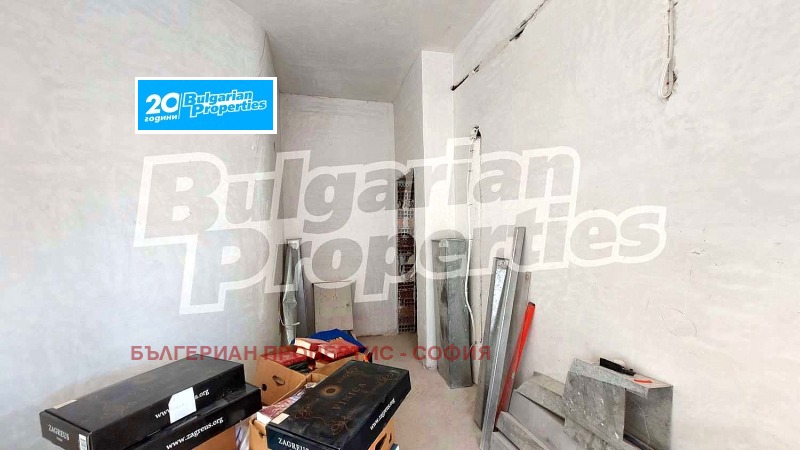 En venta  Comercio Sofia , Lyulin - tsentar , 20 metros cuadrados | 26900730 - imagen [13]