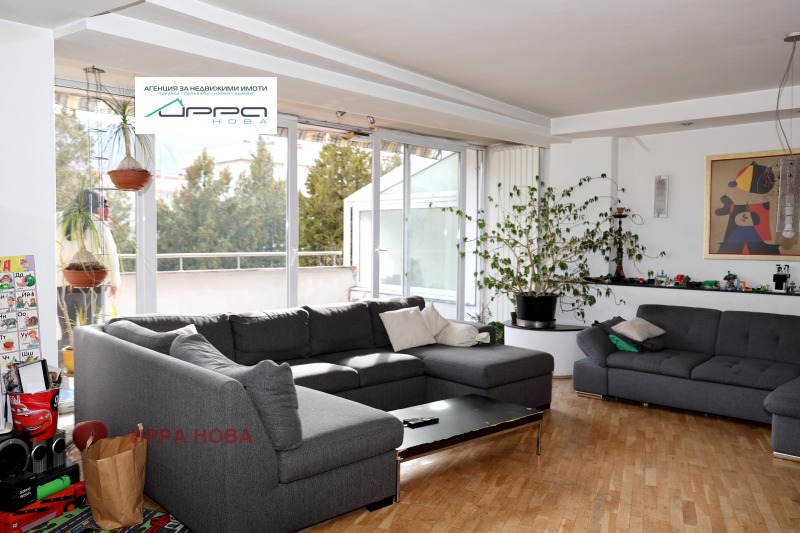 Продава 4-СТАЕН в град София, Овча купел - 212 кв.м / 420 000 € » 821 448.60 лв., ИРРА НОВА