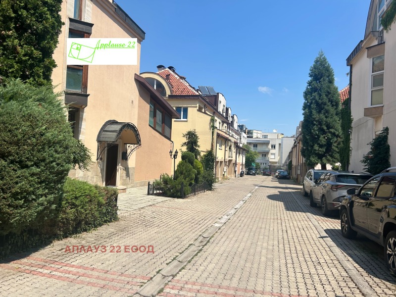 Продава МНОГОСТАЕН в град София, Манастирски ливади - 315 кв.м / 720 000 € » 1 408 197.60 лв., АПЛАУЗ 22 ЕООД