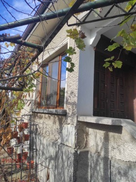 Продажба на имоти в с. Труд, област Пловдив - изображение 18 