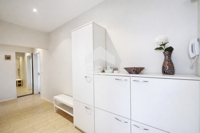 Продава 2-СТАЕН, гр. София, Борово, снимка 3 - Апартаменти - 56145242