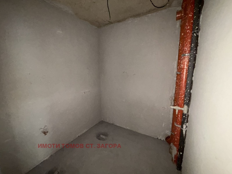 Eladó  3 hálószobás Stara Zagora , Ajazmoto , 152 négyzetméter | 53531369 - kép [8]