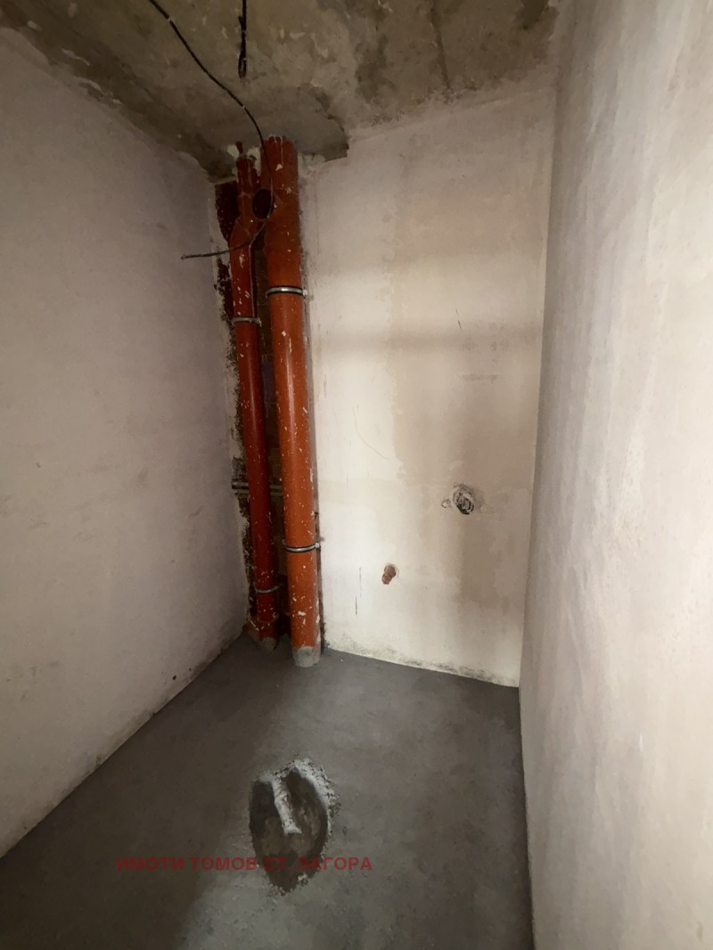 Eladó  3 hálószobás Stara Zagora , Ajazmoto , 152 négyzetméter | 53531369 - kép [9]