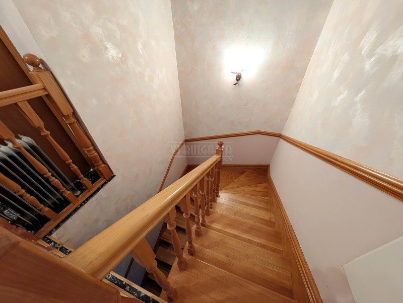 Na prodej  Mezonet Veliko Tarnovo , Centar , 130 m2 | 75717881 - obraz [10]