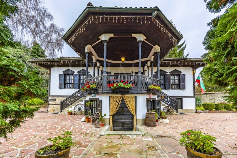 Продава КЪЩА, гр. Златица, област София област