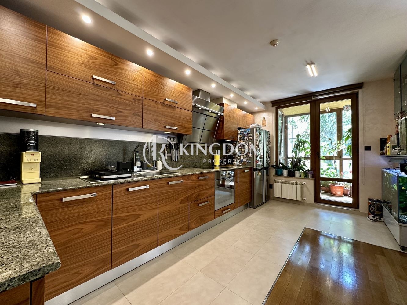 Продава 4-СТАЕН, гр. София, Бояна, снимка 2 - Апартаменти - 54331293