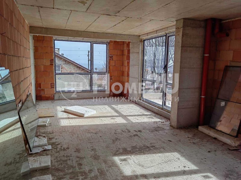 In vendita  1 camera da letto Varna , Galata , 99 mq | 54421439