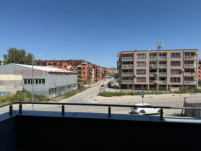 Продава  2-стаен град Пловдив , Остромила , 100 кв.м | 32136269 - изображение [8]