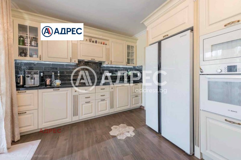 Продава МНОГОСТАЕН, гр. Варна, Бриз, снимка 2 - Апартаменти - 51668074