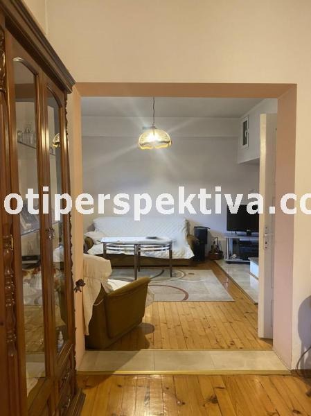 Продава  Етаж от къща град Пловдив , Христо Смирненски , 130 кв.м | 21340000 - изображение [3]