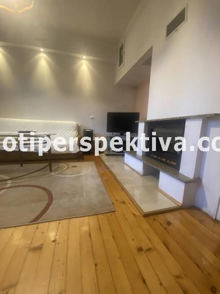 Продава  Етаж от къща град Пловдив , Христо Смирненски , 130 кв.м | 21340000 - изображение [2]