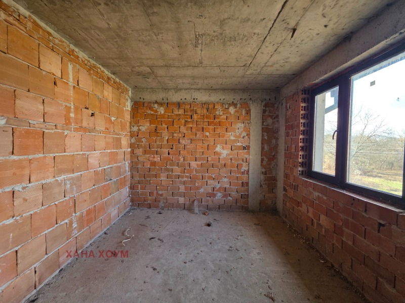 Продава КЪЩА, гр. Априлци, област Ловеч, снимка 15 - Къщи - 53097845