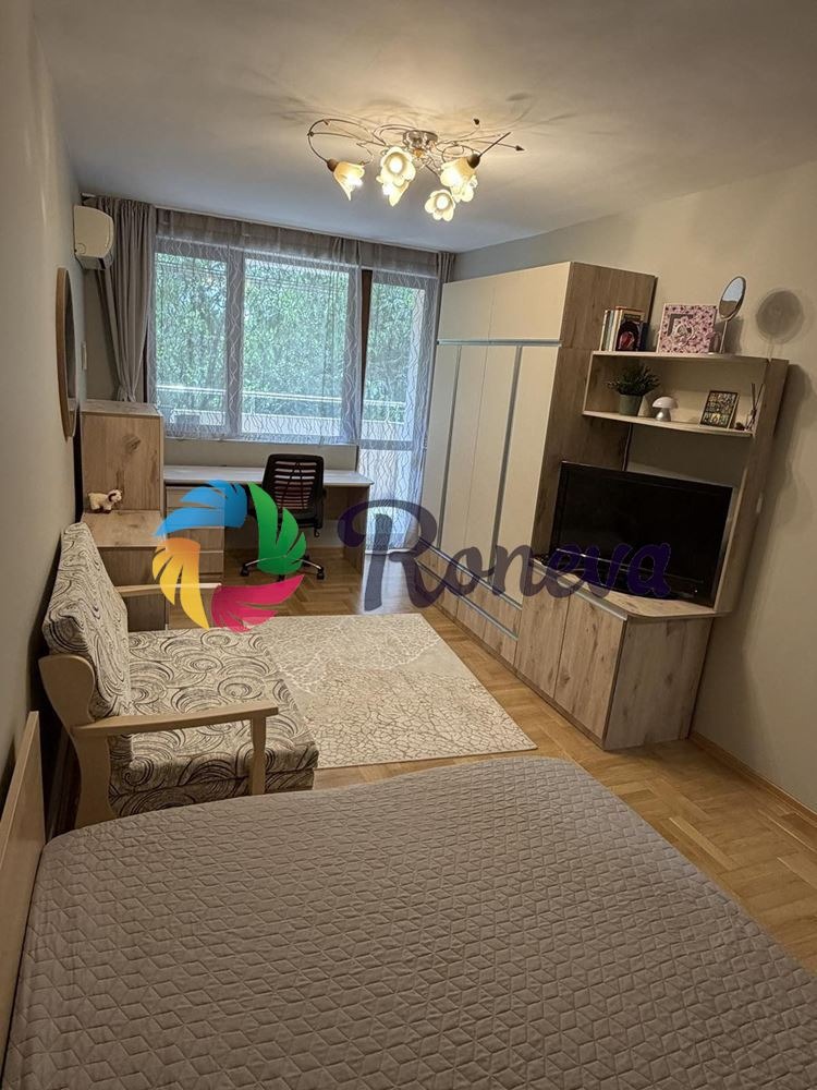 Продава 3-СТАЕН, гр. Варна, Левски 2