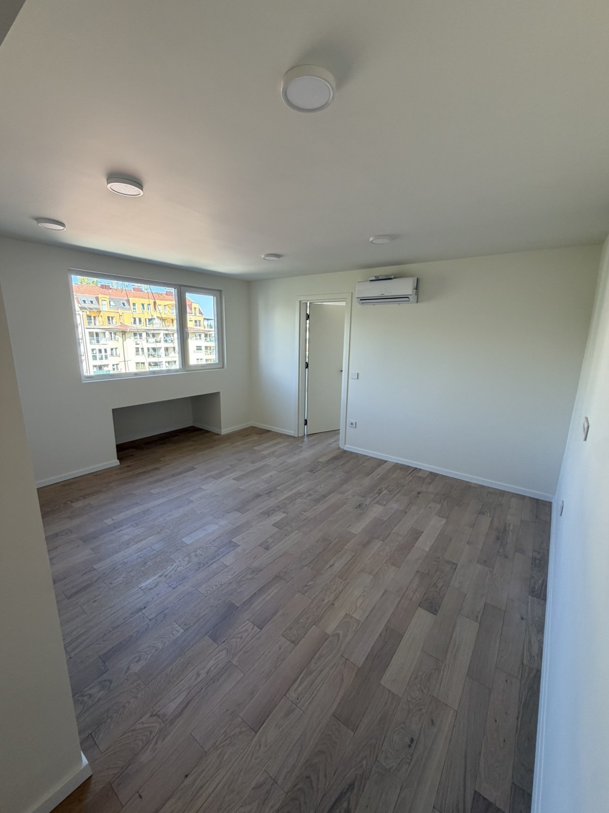 Продава 3-СТАЕН, гр. София, Лозенец, снимка 2 - Апартаменти - 56416503