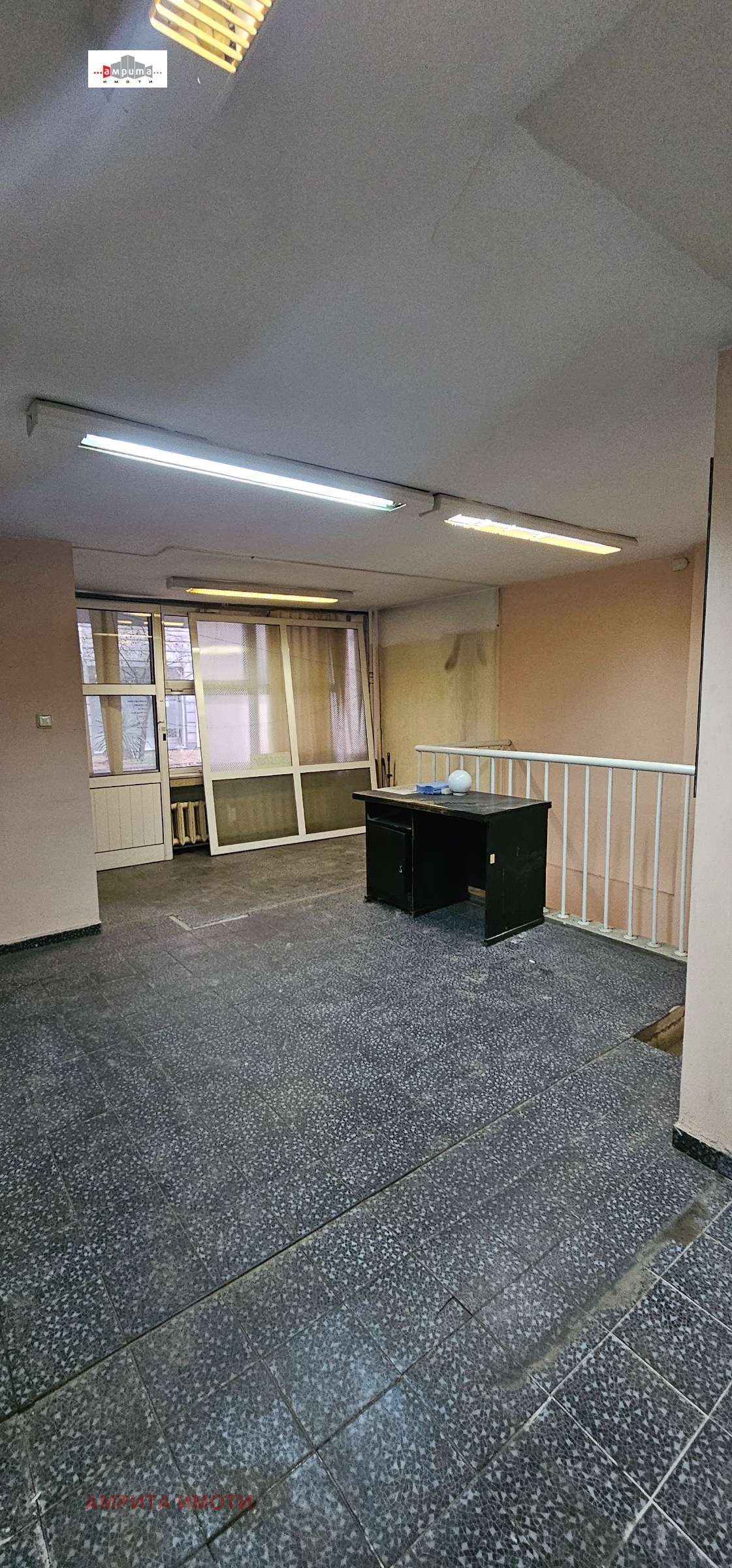 Продава МАГАЗИН, гр. София, Белите брези, снимка 13 - Магазини - 56081156