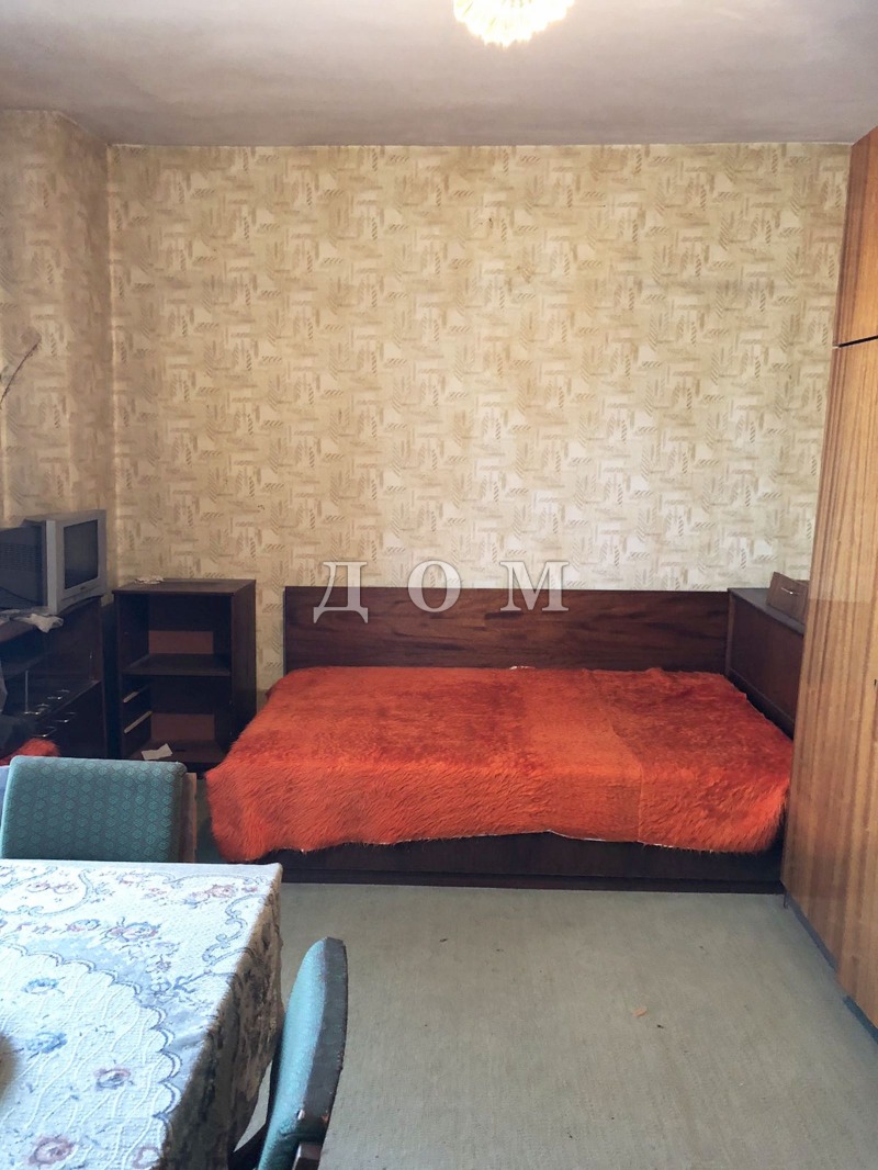 Продава  2-стаен, град Шумен, Добруджански •  145 000 лв. • ID 23408664 — holmes.bg - [1] 