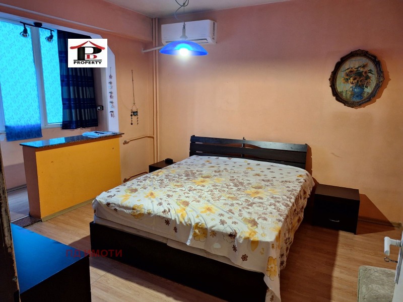 In vendita  2 camere da letto Sofia , Slatina , 66 mq | 45819414