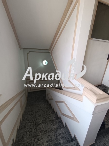 De vânzare  Etajul casei Plovdiv , Proslav , 180 mp | 36788862 - imagine [7]