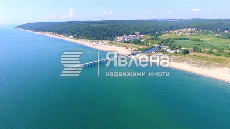 Eladó  Cselekmény régió Várna , Skorpilovci , 2982 négyzetméter | 30733348