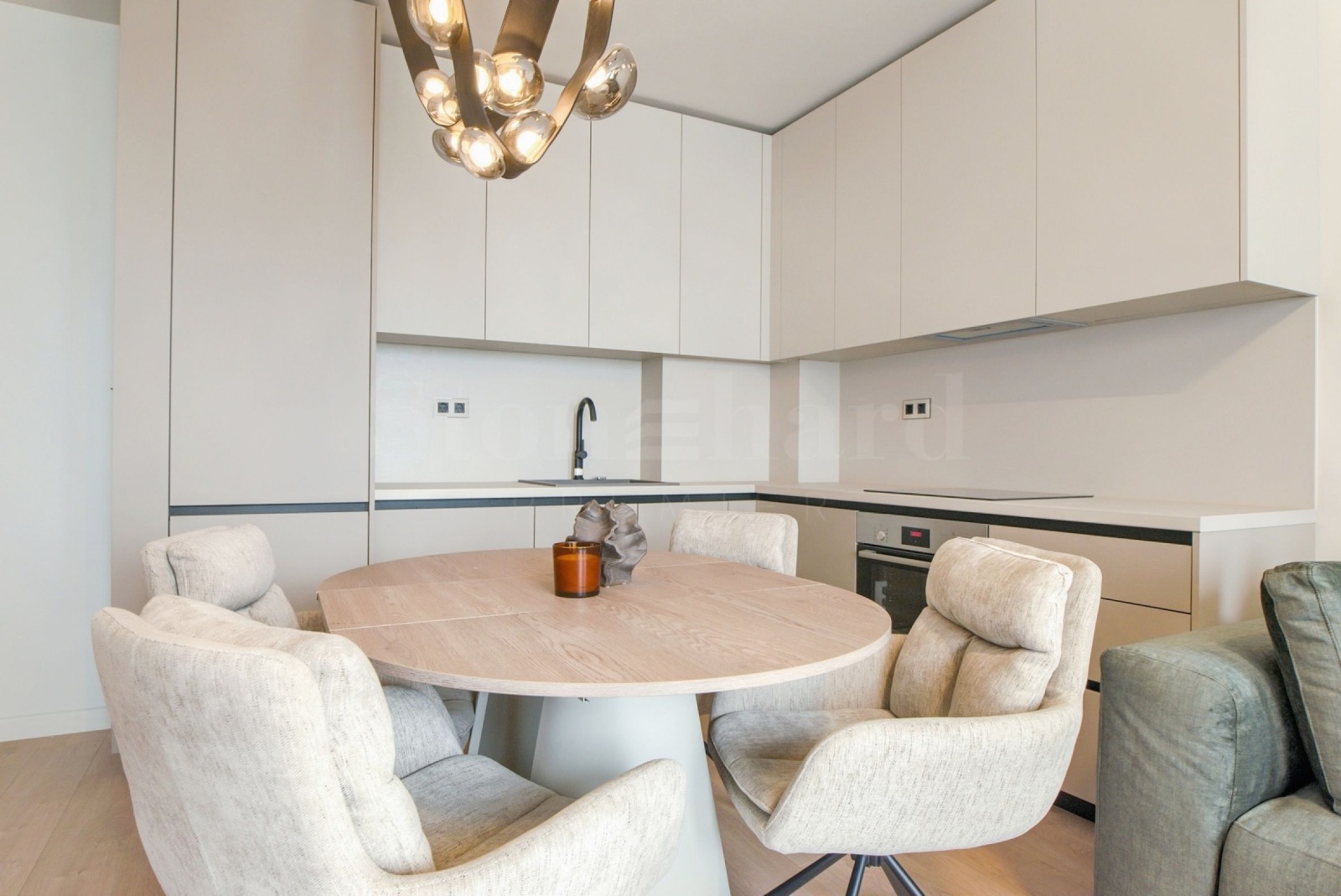 Продава 2-СТАЕН, гр. Пловдив, Христо Смирненски, снимка 2 - Апартаменти - 54697273