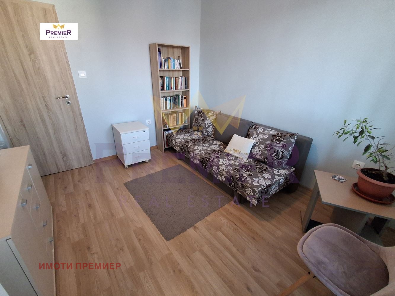 Продава 3-СТАЕН, гр. Варна, Окръжна болница-Генерали, снимка 13 - Апартаменти - 55978366