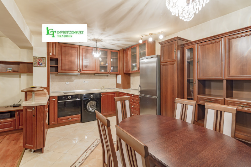 Продава 3-СТАЕН, гр. София, Оборище, снимка 6 - Апартаменти - 52180005