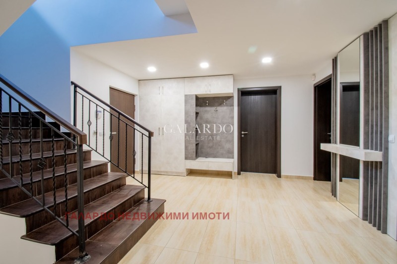 Till salu  Hus Sofia , Bistrica , 535 kvm | 38771445 - bild [5]