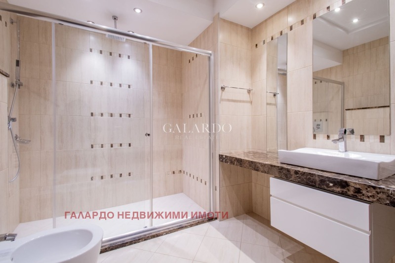 Till salu  Hus Sofia , Bistrica , 535 kvm | 38771445 - bild [13]