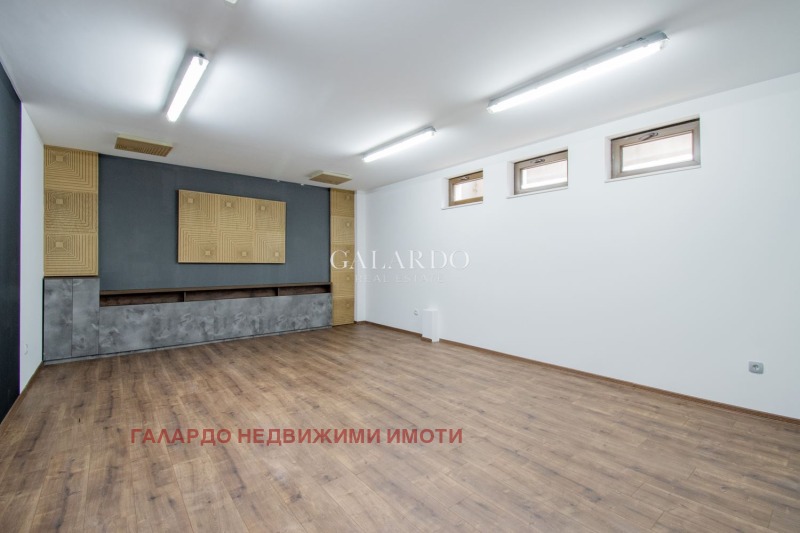 Till salu  Hus Sofia , Bistrica , 535 kvm | 38771445 - bild [14]