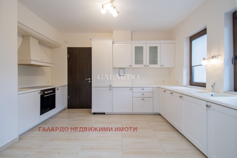 Till salu  Hus Sofia , Bistrica , 535 kvm | 38771445 - bild [4]