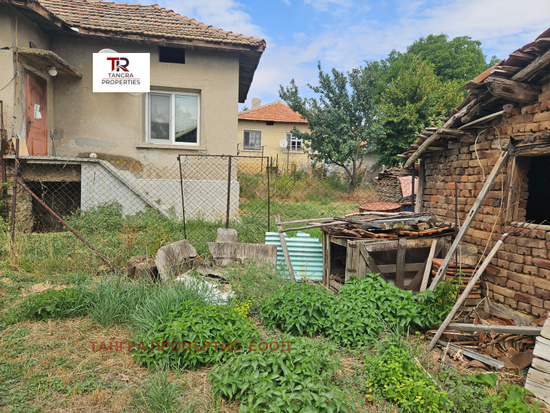 Продава  Къща област Перник , с. Кошарите , 42 кв.м | 84368682
