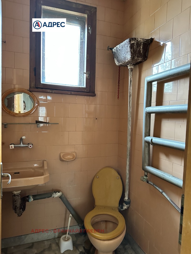 Продава КЪЩА, с. Обнова, област Плевен, снимка 13 - Къщи - 52600547